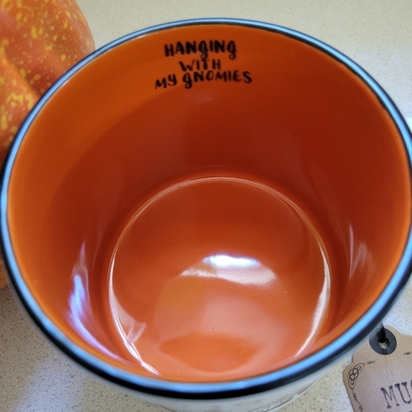 🦋Halloween Gnome MUG "I'm here for the Boos " - Picture 5 of 5